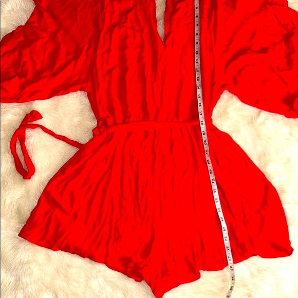 H&M 💃Red Ruffled Romper - Picture 5 of 6